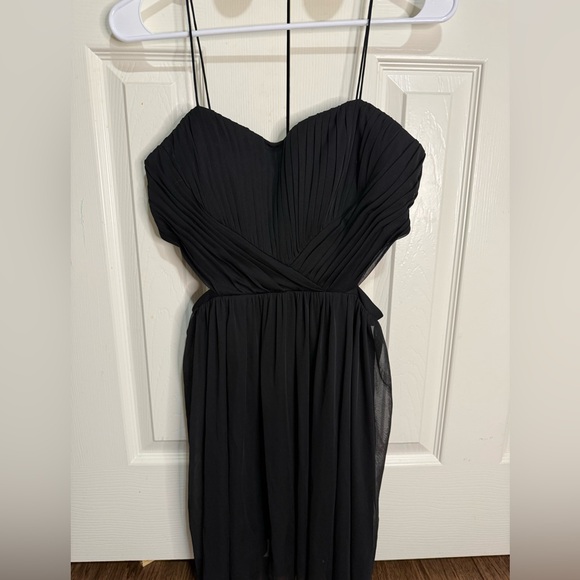 Hailey Logan Dresses & Skirts - Hailey Logan Black Pleated Sweetheart Cocktail‎ Dress Women’s Size 9/10 Formal